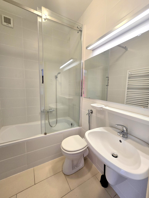 Kiadó Tégla lakás Budapest XI. kerület Sasad Eper utca