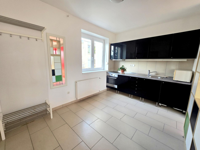 Kiadó Tégla lakás Budapest XI. kerület Sasad Eper utca