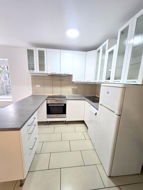 Kiadó Tégla lakás Budapest XI. kerület Sasad Eper utca