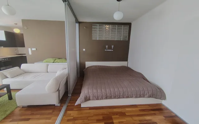 Kiadó Tégla lakás Budapest XI. kerület Gellérthegy Iglói utca