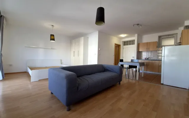 Kiadó Tégla lakás Budapest IV. kerület Újpest Károlyi István utca
