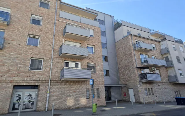Kiadó Tégla lakás Budapest IV. kerület Újpest Károlyi István utca