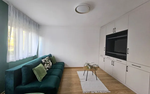 Kiadó Tégla lakás Budapest IV. kerület Újpest-Kertváros Szent László tér