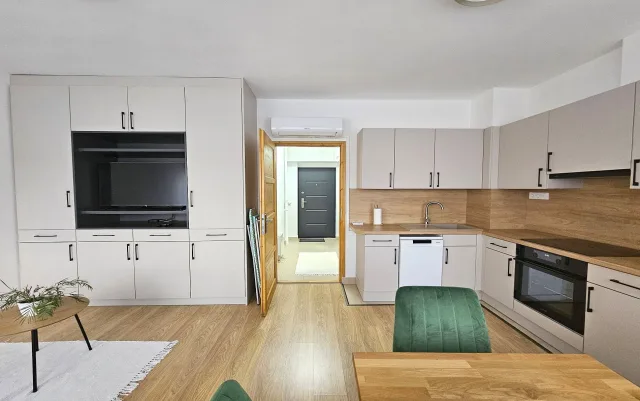 Kiadó Tégla lakás Budapest IV. kerület Újpest-Kertváros Szent László tér