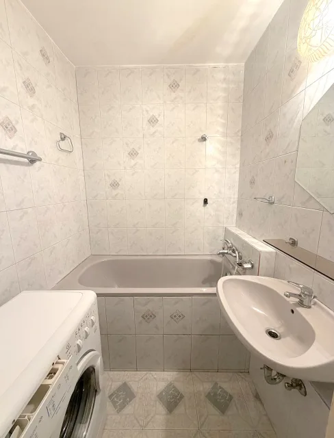 Kiadó Panel lakás Budapest XIV. kerület Füredi utcai ltp. Füredi utca